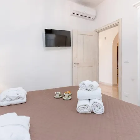 Semesterbostad Tenuta Aurora - Private Pool Ostuni